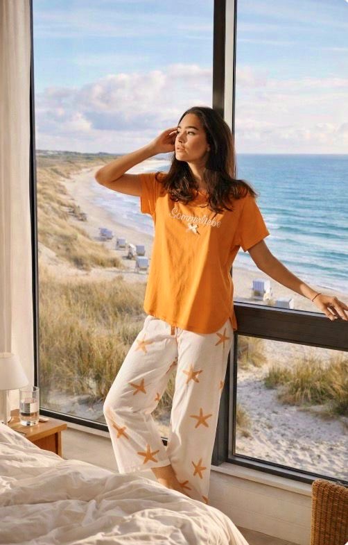 Pyjama Capri  Damen "Sommerliebe", orange / Seestern allover