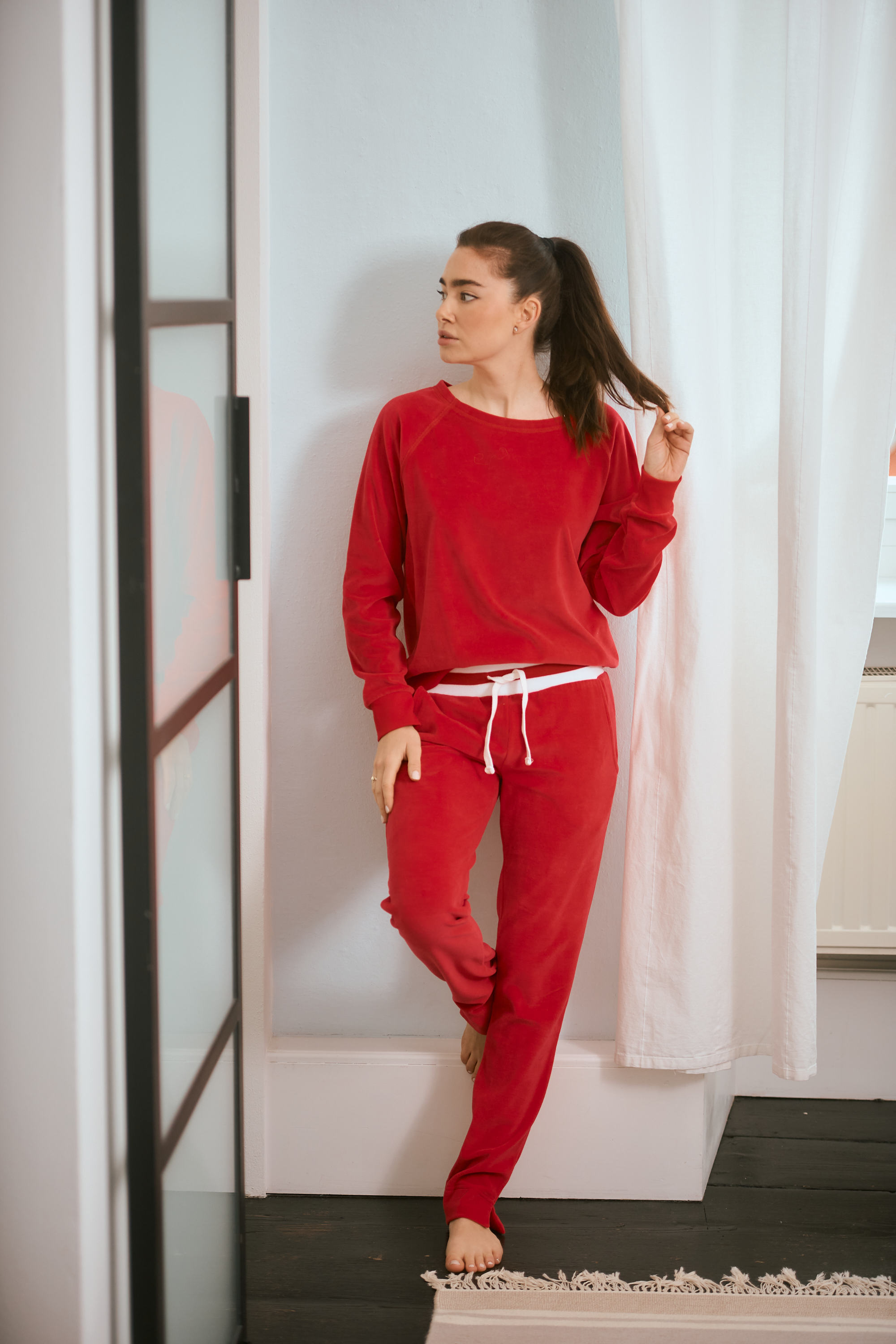 250516_LL_Lisa13180 Sweaty Nicky Damen, rot